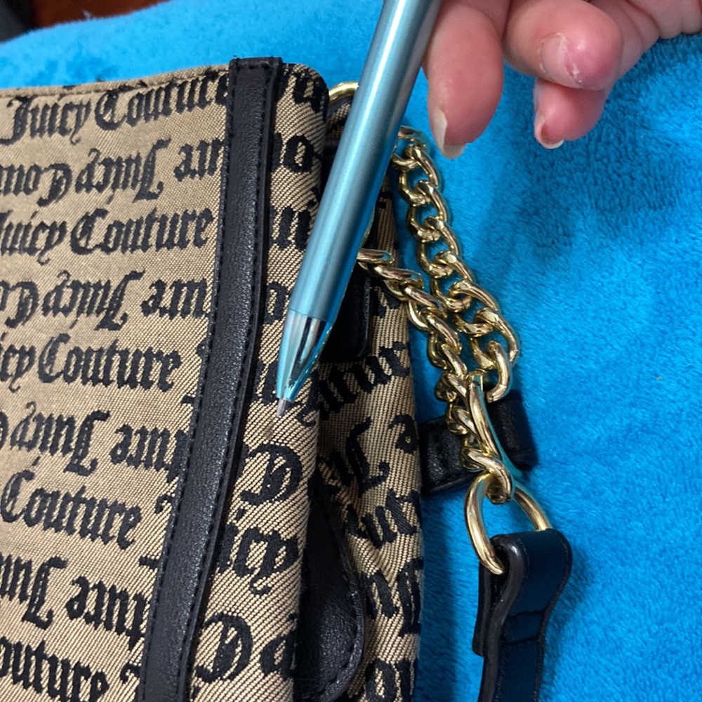 Juicy Couture with 3 compartments. - Picture 11 of 11